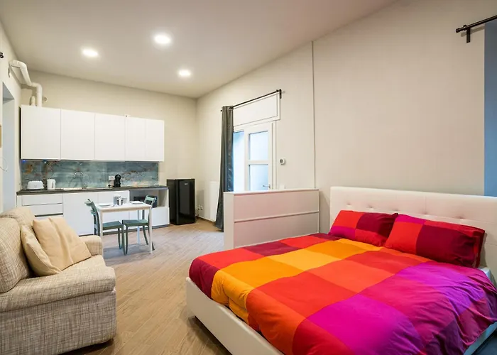 Guesthost - Al Civico 4 - Comfy Studio-flat شقة ليكو